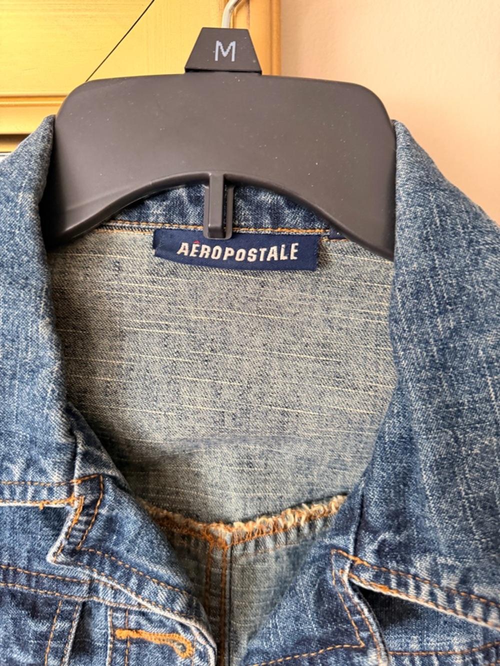 Aeropostale women’s Denim Jacket - Picture 2 of 4